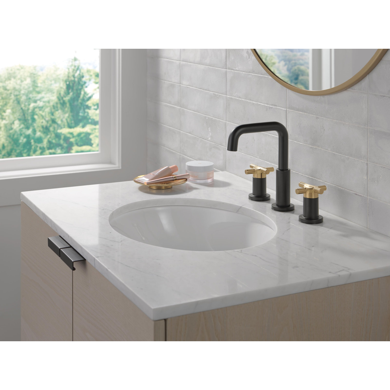 Nicoli Widespread Faucet with Drain Assembly, Matte Black/Champagne Bronze