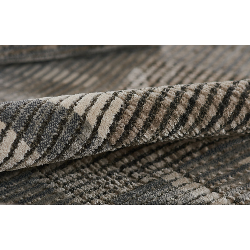 Darlyn Geometric Indoor Rug, Runner 2'3" x 7'6"