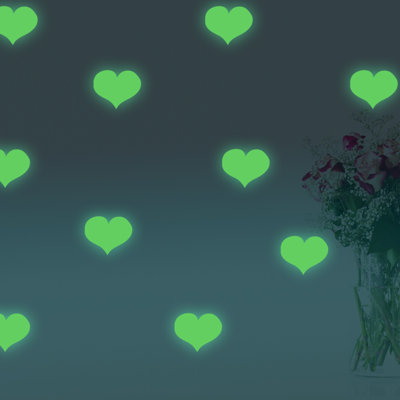Heart Glow in Dark Wall Sticker