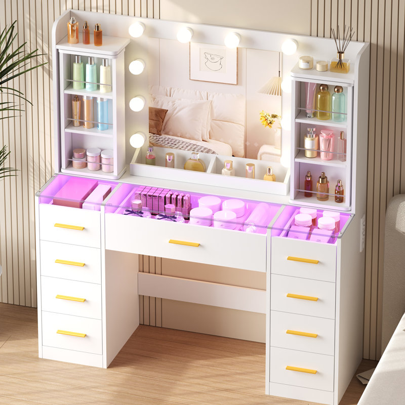 Eglinton Dressing Table with Mirror