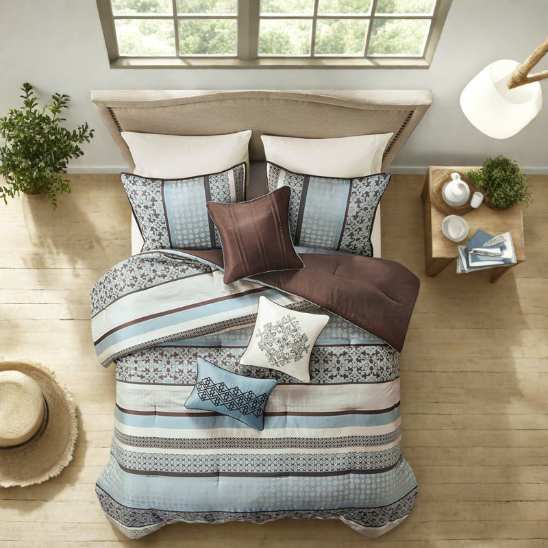 Elegant Blue Bedding Sets, Polyester Comfort, Traditional Design For Home