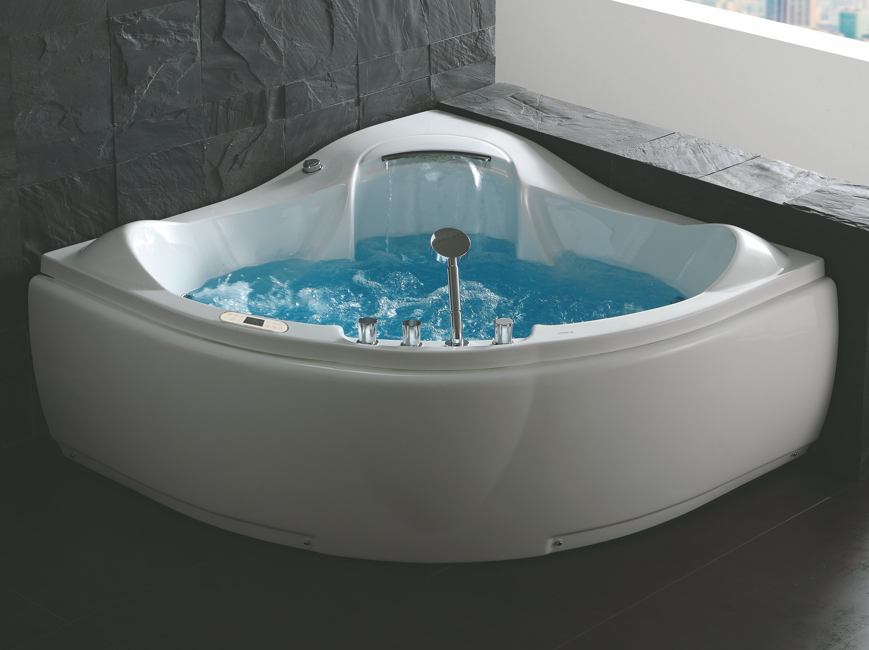 Simba USA Baignoire tourbillon de coin en acrylique 71 po x 47 po avec  chauffe-eau pour robinet - Wayfair Canada