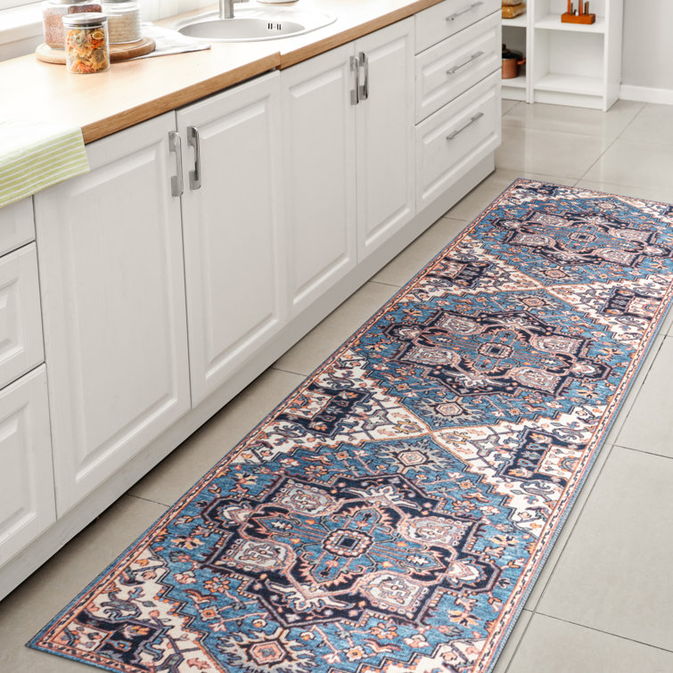 Huddleston Ornate Large Medallion Machine-Washable Blue/Beige Rug