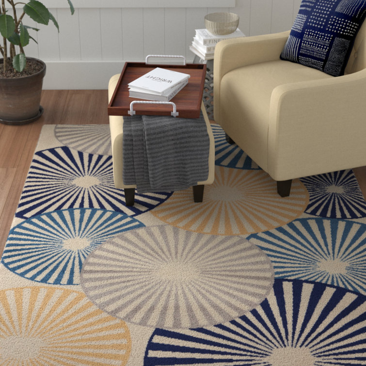 Lindall Geometric Indoor Rug