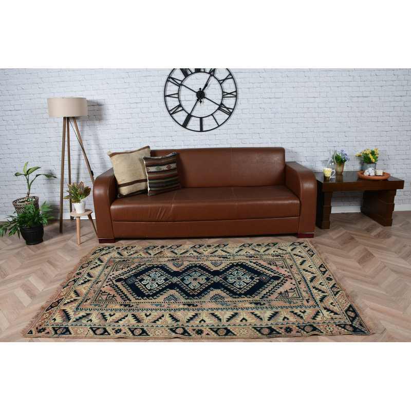 Ce tapis turc antique bleu est idéal pour les salons en pure laine et constitue un excellent cadeau pour elle
