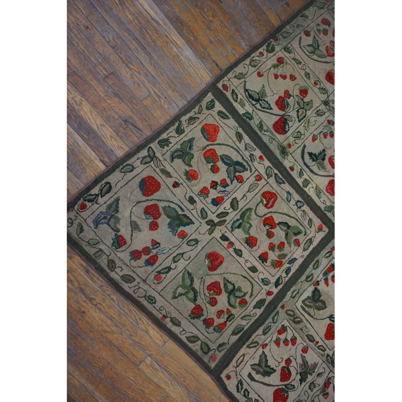 Antique American Hooked Rug Wool Ivory