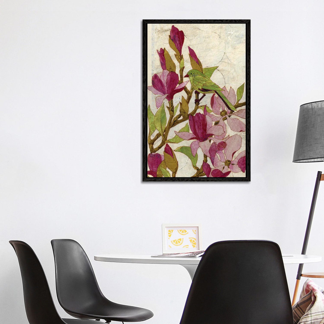 Magnolia von Karen Sikie - Galerie-verpackte Leinwand Giclée auf Leinwand