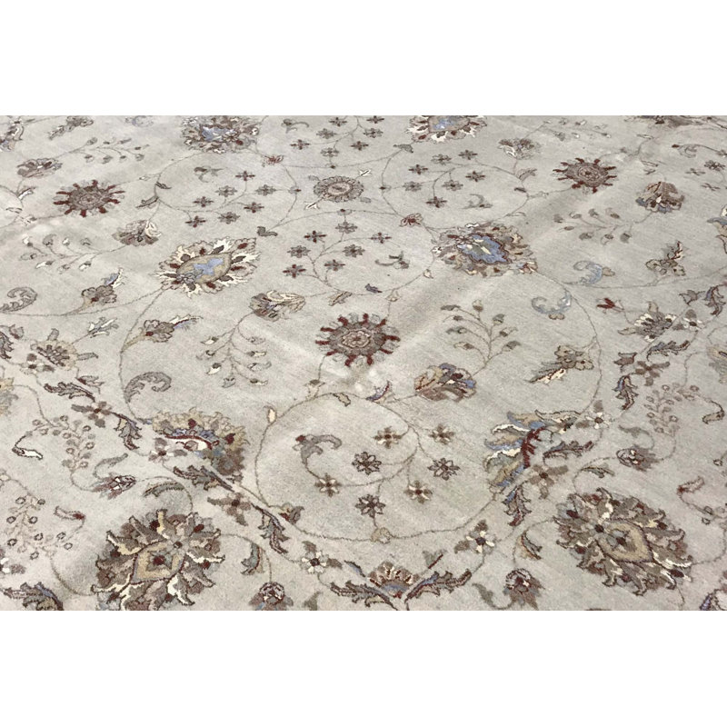 Tapis beige noué à la main de haute qualité