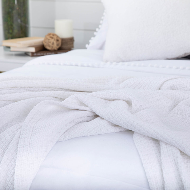 Jeté et jetés 100% coton de la collection Ashmore Southshore Fine Linens, L 66 po x L 90 po, Blanc