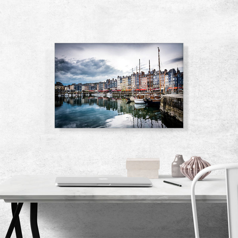 Honfleur, Normandy, France, Boat Port - reproduction de photo sur toile tendue, H 18 po x l 26 po x P 1,5 po