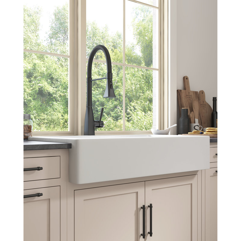 Robinet de cuisine rétractable noir mat, acier inoxydable, buse rotative à 360 °, deux réglages de débit d'eau, robinet à température et débit faciles à utiliser avec tête de pulvérisation rétractable, noir, rotatif