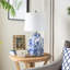 Lampe vase en céramique bleue et blanche