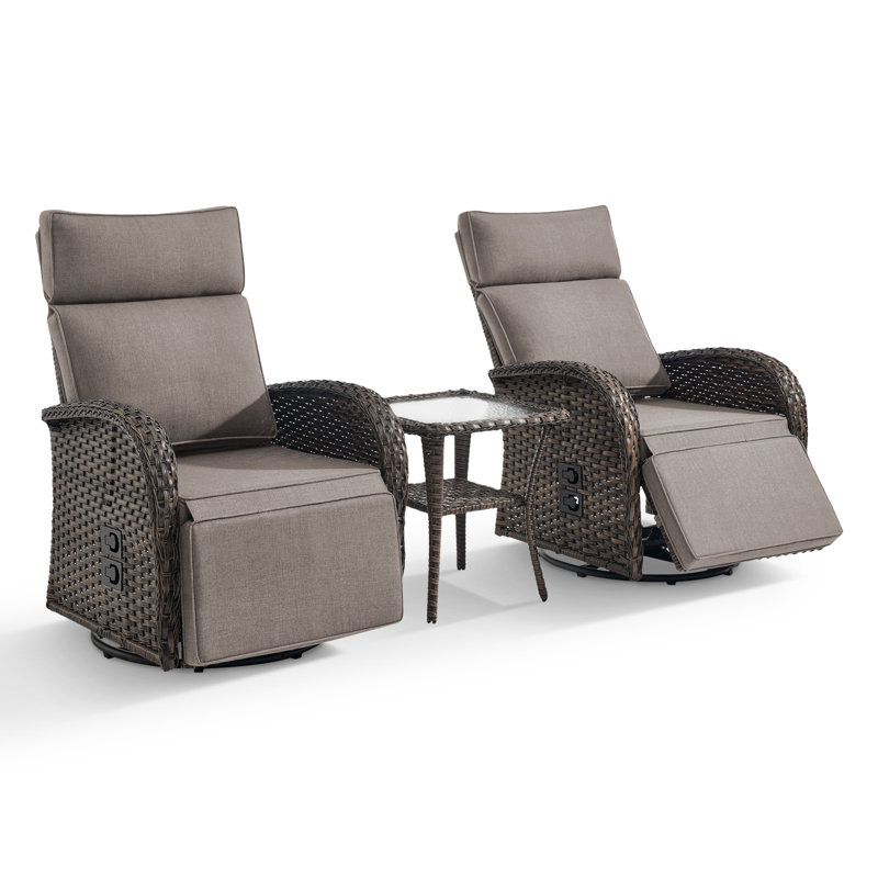 Esquer 3 - Pieces Outdoor Wicker Poolside Reclining Swivel Chaise Lounge With Adjustable Recliner And Side Table, Gris