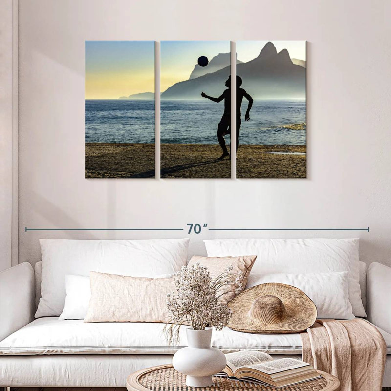 Sireci Beach Soccer, 28" H x 45" W