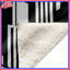 Couvertures noires et blanches Cityscape-130658042