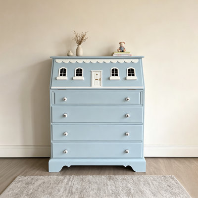 Armoire décorative de charme