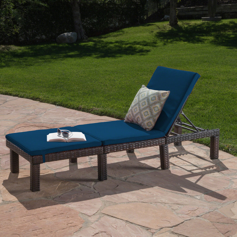 Chaise longue inclinable avec coussin Gurnea, bleu