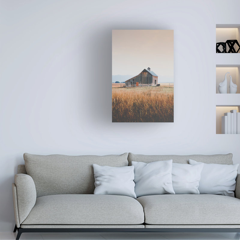 «Alfonsa Hand Raised» sur toile, H 19 po x l 12 po x P 2 po
