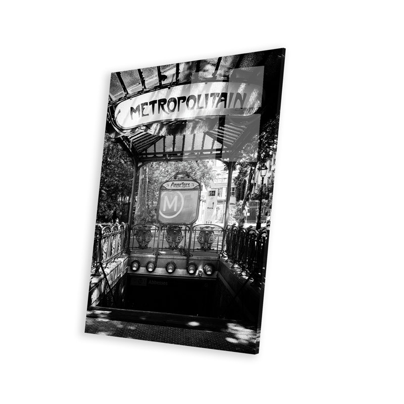 Noir Montmartre Series - Montmartre Metro par Philippe Hugonnard, peinture