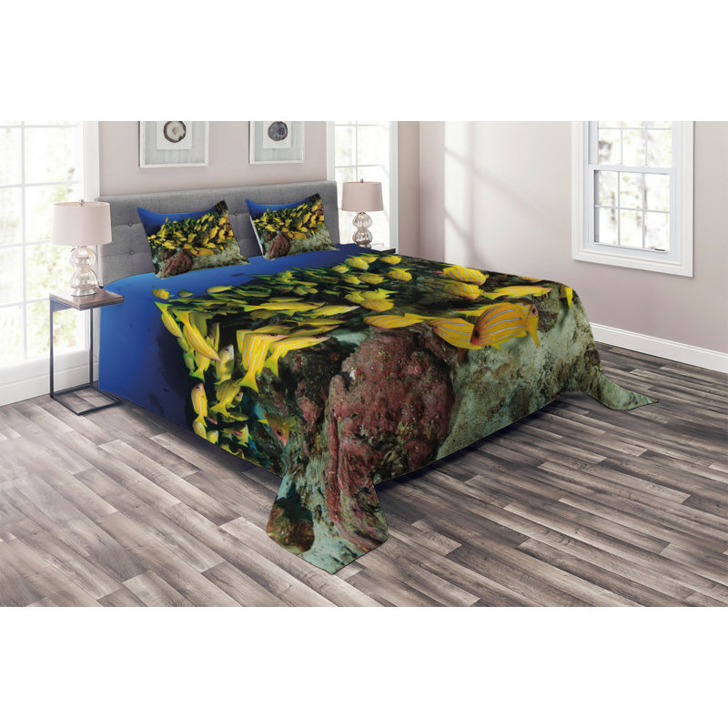Coastal Coverlet, King Bedspread + 2 Shams