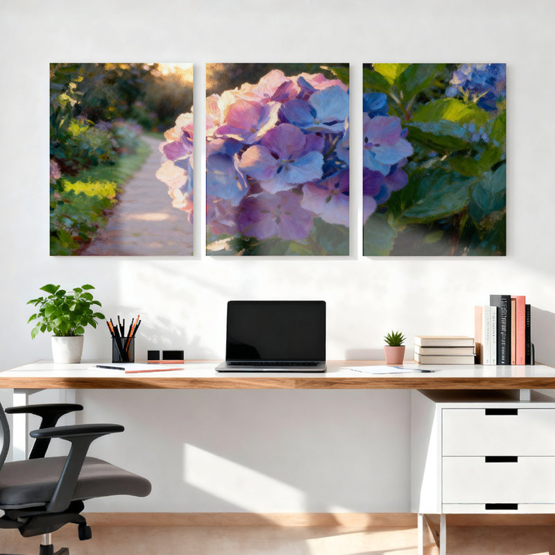 Ensemble de 3 tableaux sur toile tendue représentant un chemin de jardin d'hortensias, H 24 po x l 48 po