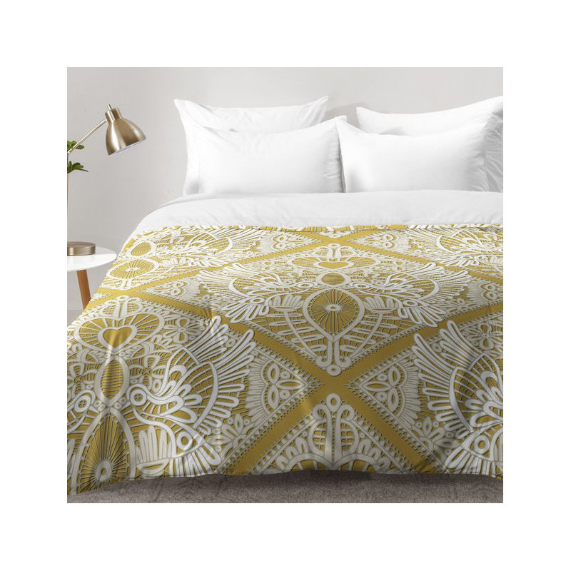 Sharon Turner Modern & Contemporary Polyester Floral Comforter, Full/Queen Comforter + 2 Standard Shams