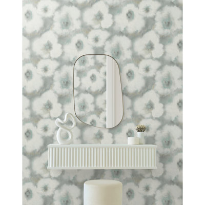 Blended Floral Floral Wallpaper Roll