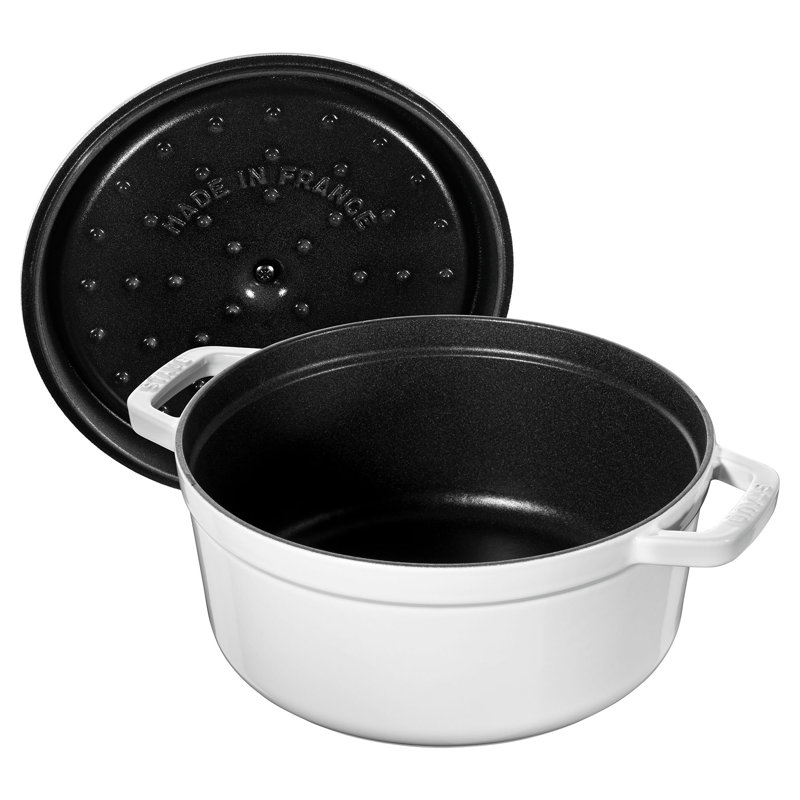 La Cocotte Cast Iron Round Cocotte, White, 5.5 quarts