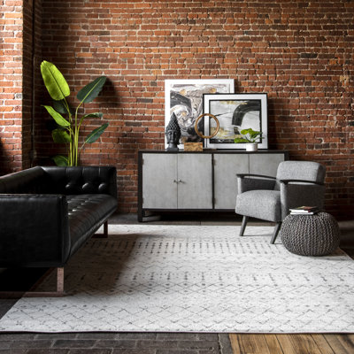 Genagra Geometric Area Rug