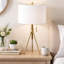 Lampe de table Simi, trépied réglable, abat-jour en lin blanc, métal doré-122359206
