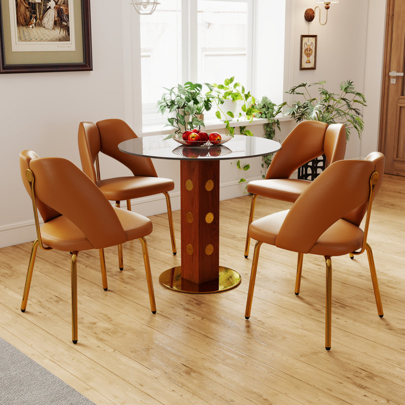 33.5" Round Pedestal Dining Table
