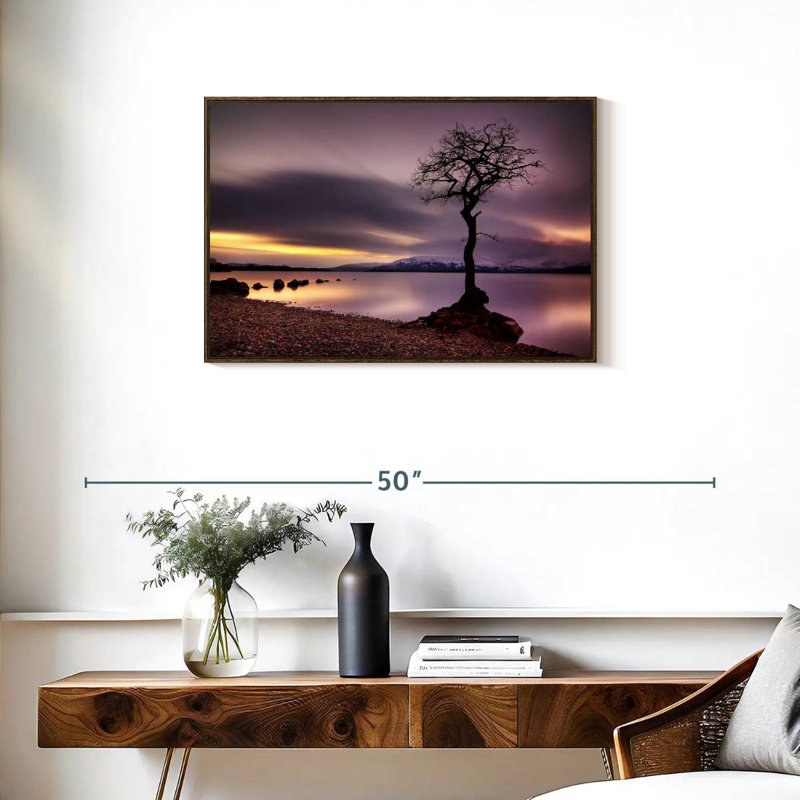 Arbre Loch Lomond, Cadre flottant en noyer, 31 po x 21 po