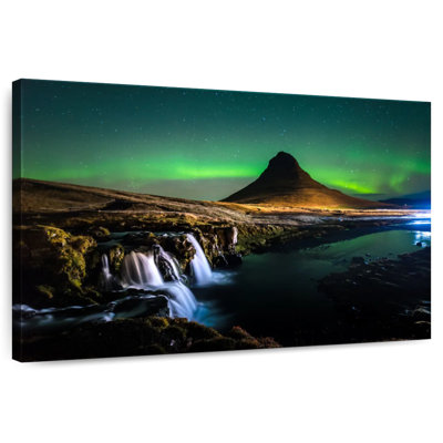 Alvord Starlit Landscape Aurora
