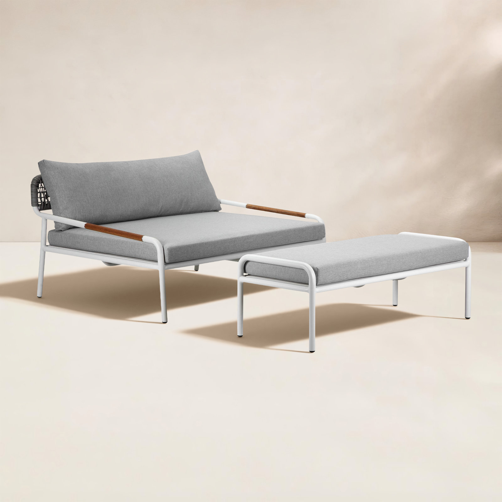 Dean 51" Patio Daybed