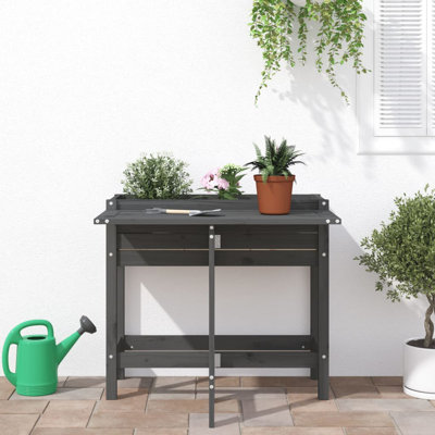 Brenika Elevated Planter