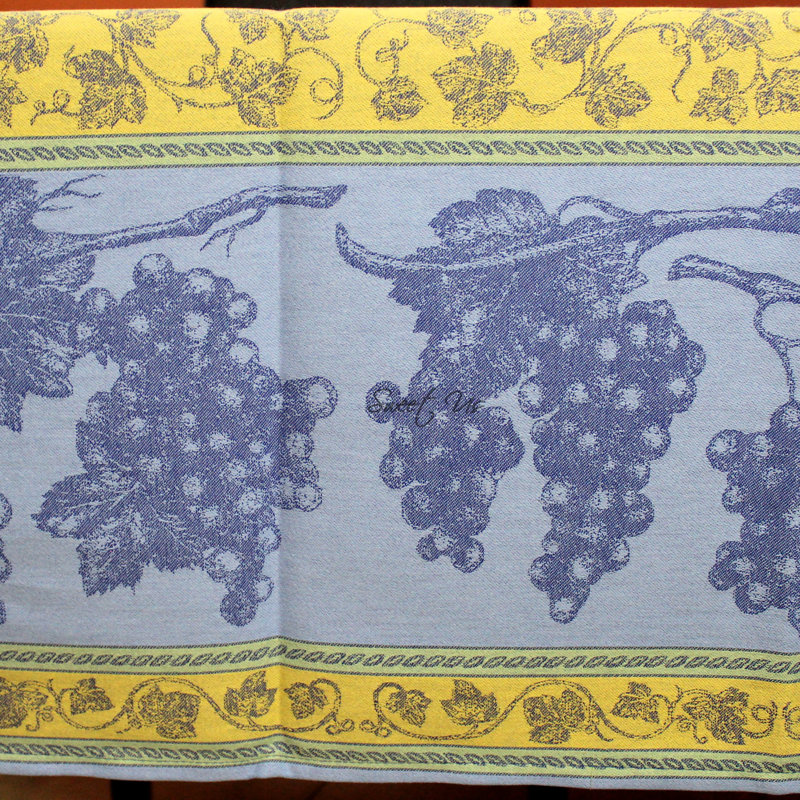 Nappe French Chateaux, 116 po x 63 po