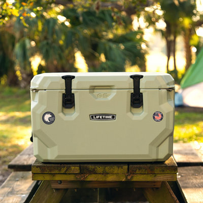 65 Quart Glacier Series Cooler