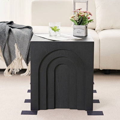 Table d'appoint carrée de 15,64 po, noire, table d'appoint pour le salon, chambre à coucher et petit bureau élégant, fonctionnel