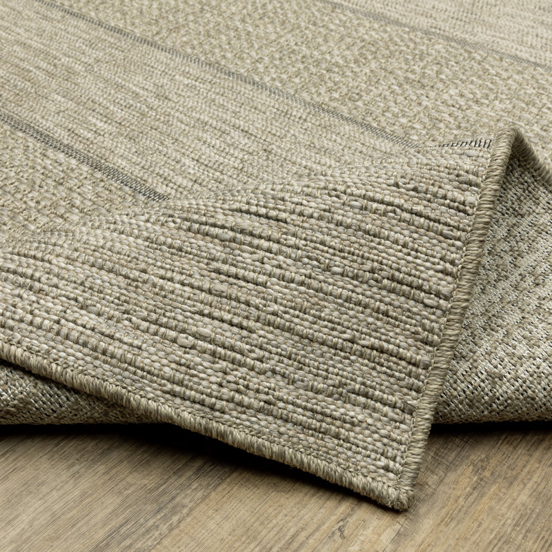 Striped Indoor / Outdoor Rug, Rectangle 5'3" x 7'3"
