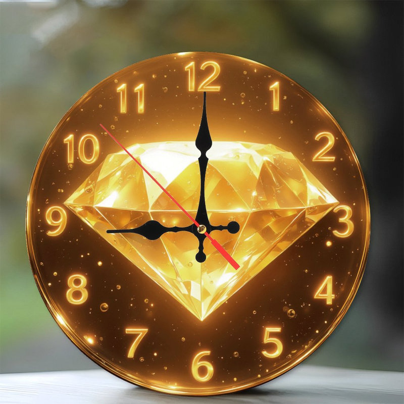 Horloge avec chiffres dorés