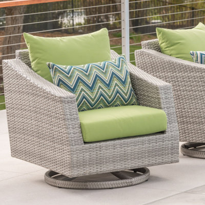 Briarwood Outdoor Lounge Chair