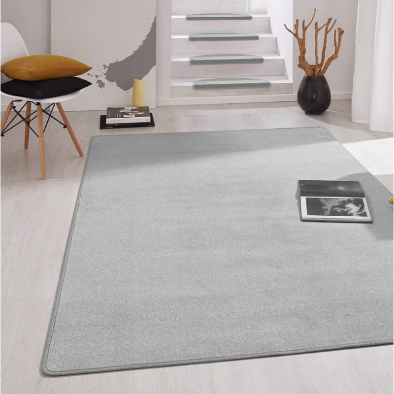 Fancy Grey Stair Tread