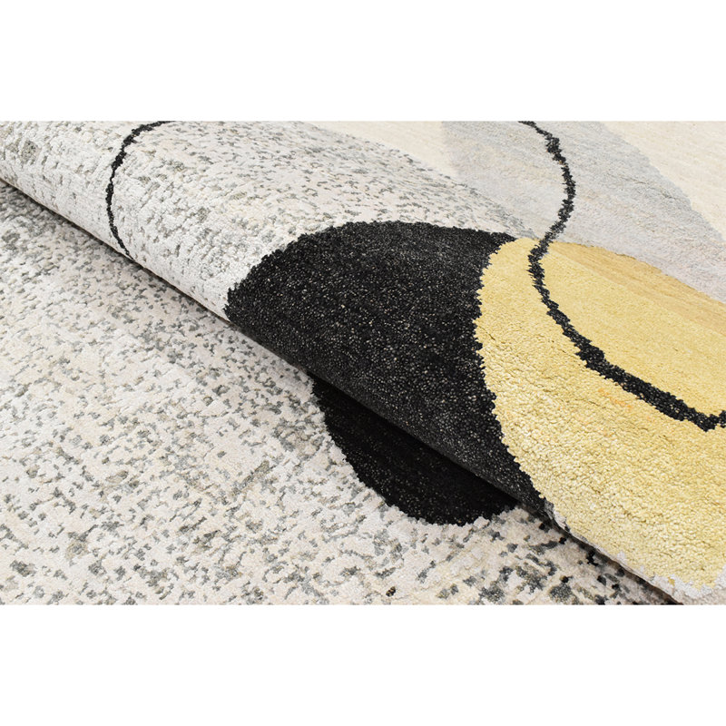 Oriental Area Rug, Rectangle 6' x 9'