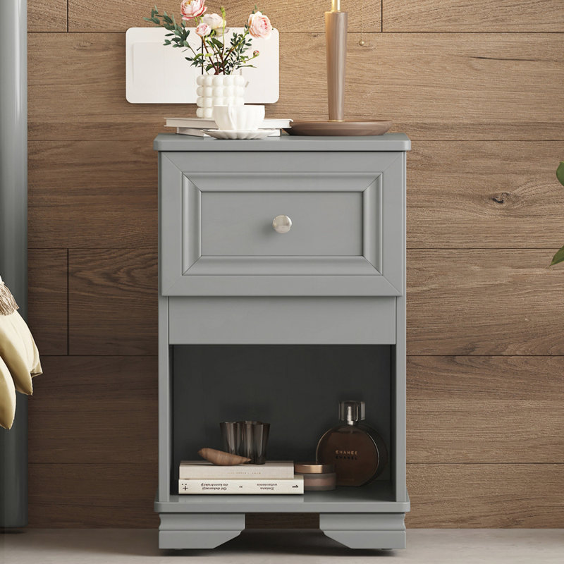 Table de chevet au design élégant avec tiroir et tablette ouverte, table de chevet de style rétro pour un rangement amélioré et un attrait esthétique