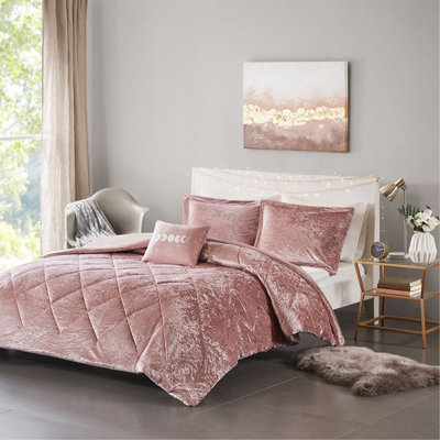Ensemble de housse de couette en velours luxueux très grand / très grand californien avec un design matelassé et un coussin décoratif assorti pour un décor de chambre à coucher élégant