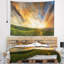 Tapisserie paysage coucher de soleil majestueux avec nuages de tempête-28486616