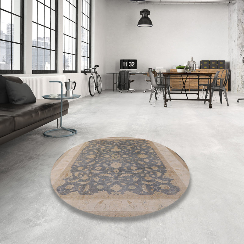 Tapis brun Chaffin, Rond 3 pi
