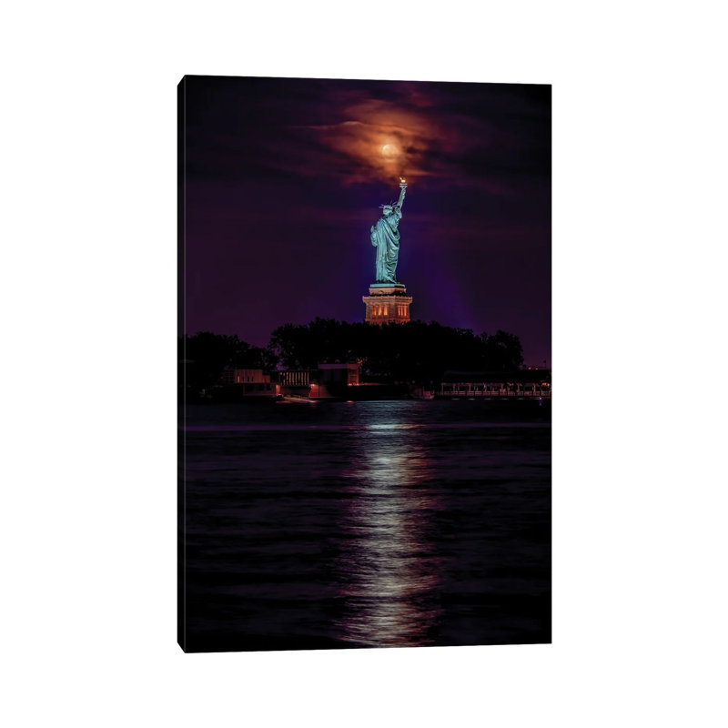 Liberty Aligned by David Gardiner - Wrapped Canvas Gallery-Wrapped Canvas Giclée, 66.04 cm H x 45.72 cm W x 3.175 cm D