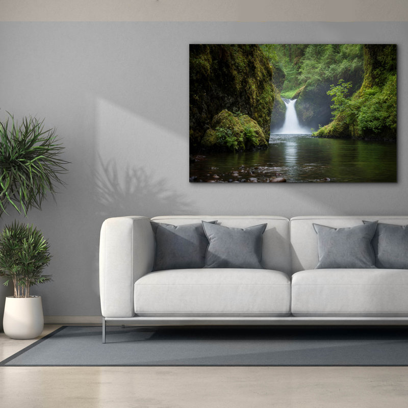 Epic Graffiti 'Punchbowl Falls' by Brandon Wong Canvas Wall Art, 26" x 18", H 40 po x l 60 po x P 1,5 po