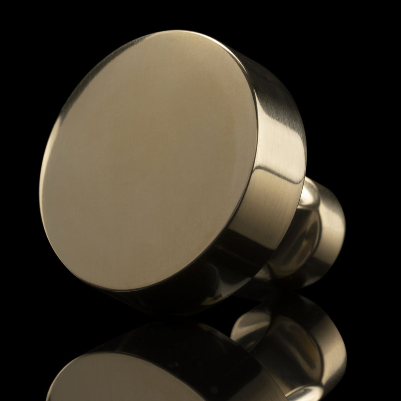 Parkview Collection Round Knob - Cabinet Knob - Transitional Hardware for Drawers & Cabinets, 1-1/4"